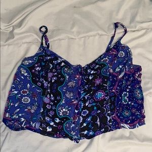 Kendall and Kylie patterned crop tank top